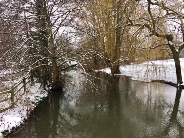-bend_in_holybrook_and_snow